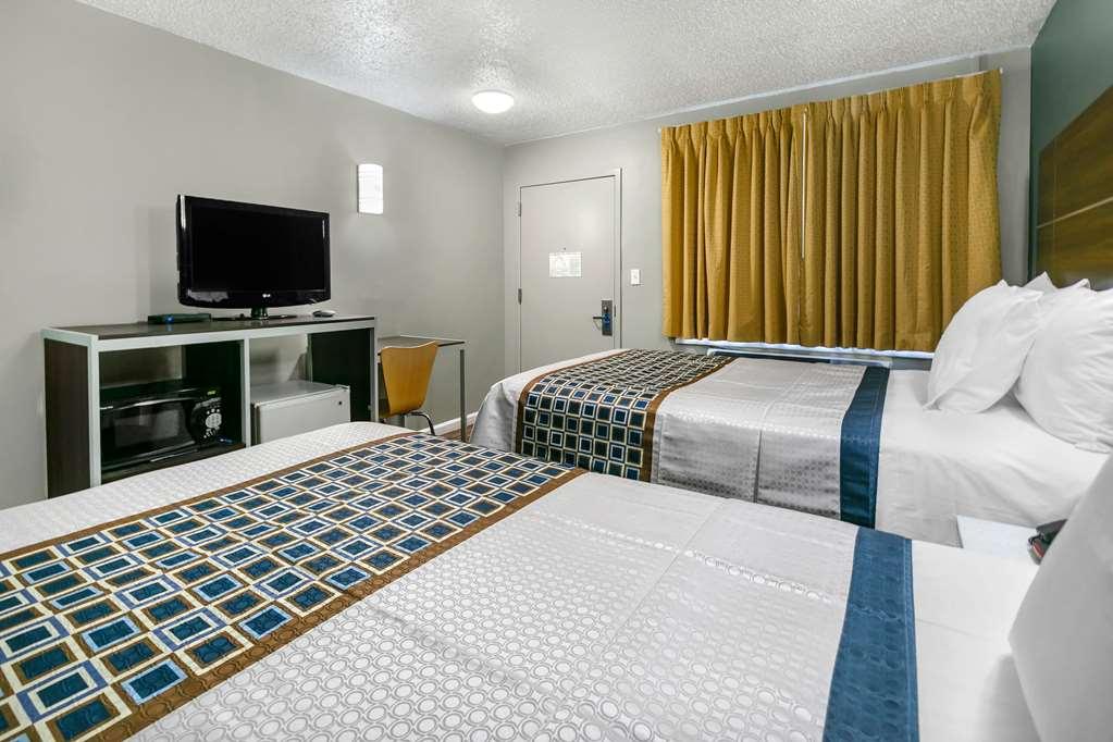 Knights Inn Bristol Levittown Quarto foto