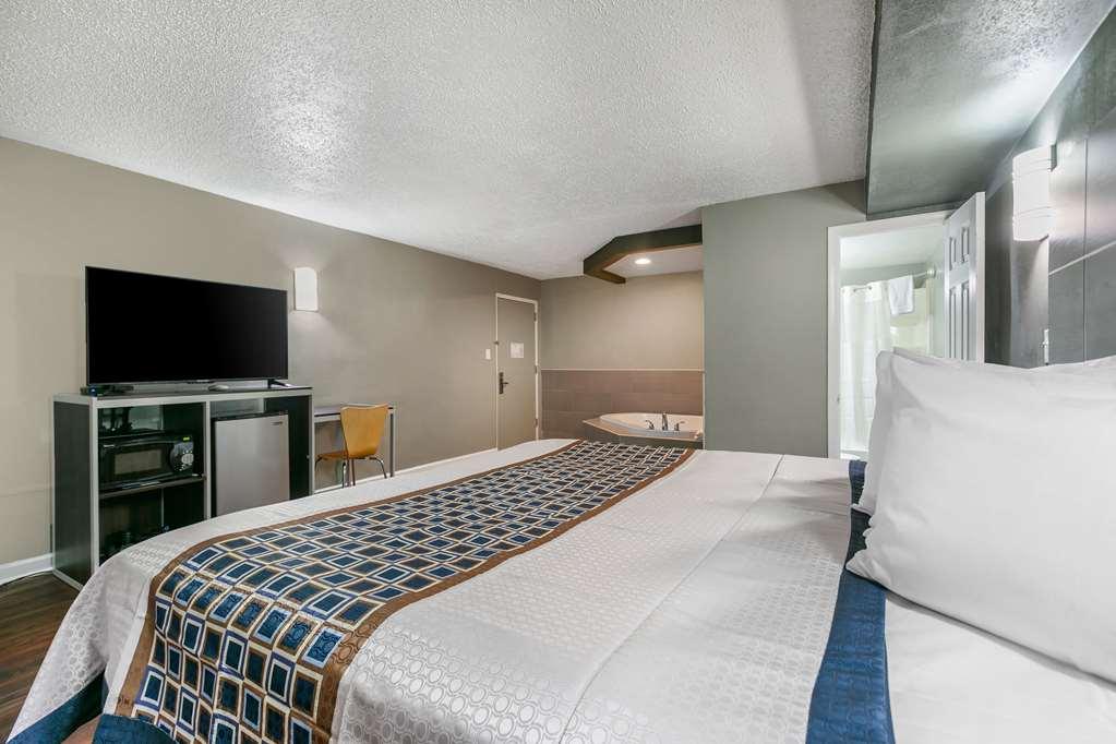 Knights Inn Bristol Levittown Quarto foto
